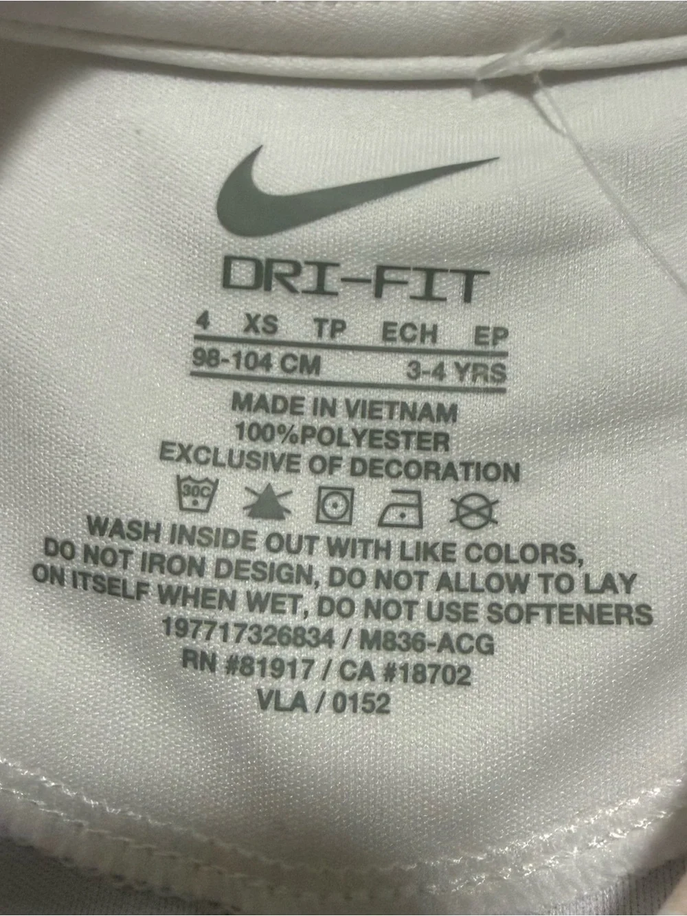 Nike Girls 2 Piece Matching Outfit Set Size 4 Shorts Set NWT